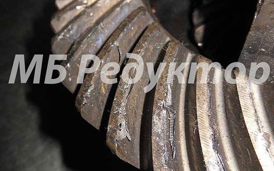 Задиры на главной паре редуктора Задиры на главной паре редуктора